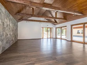 Prodej ubytování, Horní Stropnice, 700 m2