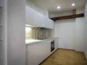 Pronájem bytu 2+kk, Praha - Karlín, Sokolovská, 88 m2