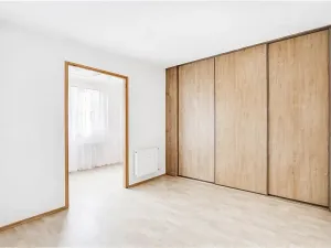 Pronájem bytu 2+1, Praha - Malešice, Cerhenická, 52 m2