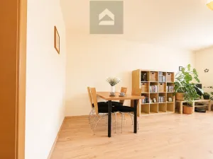 Prodej bytu 3+1, Plzeň - Lobzy, Dlouhá, 77 m2