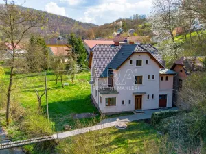Prodej rodinného domu, Beroun - Beroun-Hostim, Ke Svatému Jánu, 312 m2
