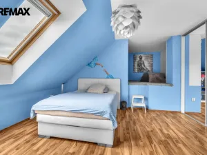 Prodej bytu 4+kk, Strančice, Náměstí Emila Kolbena, 108 m2