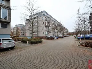 Pronájem garážového stání, Praha - Letňany, Chotěšovská, 14 m2