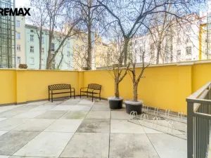 Pronájem bytu 2+kk, Praha - Vinohrady, Korunní, 65 m2