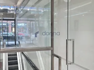 Pronájem obchodního prostoru, Praha, Na Poříčí, 26 m2
