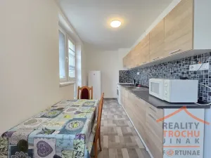 Prodej bytu 2+kk, Rokytnice v Orlických horách, Sídliště 1. máje, 60 m2