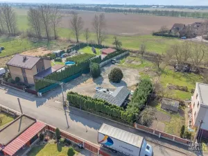 Prodej pozemku pro bydlení, Hradec Králové, 1476 m2