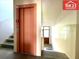 Prodej bytu 2+1, Mariánské Lázně - Úšovice, Kubelíkova, 57 m2