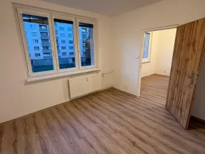 Pronájem bytu 3+1, Chomutov, Skalková, 60 m2