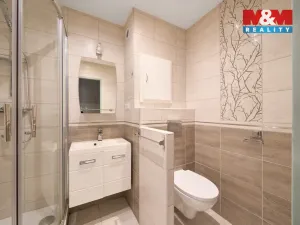 Prodej bytu 3+1, Broumov - Olivětín, Dukelská, 53 m2