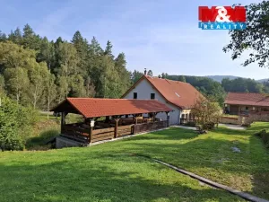 Prodej rodinného domu, Benešov nad Černou - Děkanské Skaliny, 217 m2