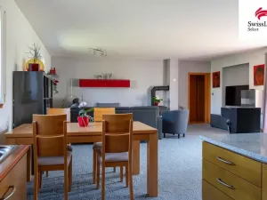 Prodej rodinného domu, Příkazy, 236 m2