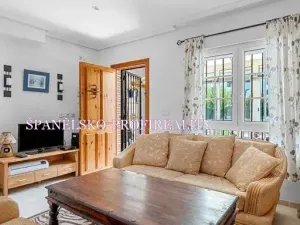 Prodej vily, Alicante, Španělsko, 87 m2