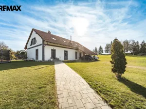 Prodej rodinného domu, Smolotely, 160 m2