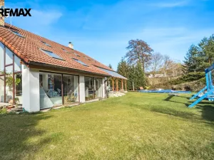 Prodej rodinného domu, Smolotely, 160 m2