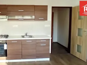 Pronájem bytu 1+1, Mariánské Lázně - Úšovice, Za Tratí, 35 m2