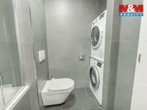 Prodej bytu 3+1, Praha - Prosek, Bílinská, 61 m2