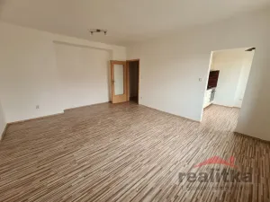 Pronájem bytu 1+1, Opava - Město, Ostrožná, 39 m2