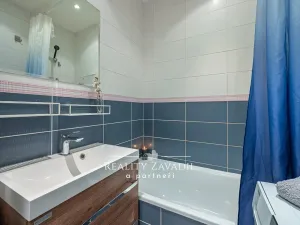 Pronájem bytu 2+1, Praha - Žižkov, Na vrcholu, 52 m2