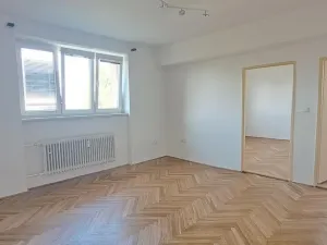 Pronájem bytu 3+1, Jihlava, Erbenova, 75 m2