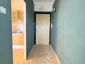 Prodej bytu 2+kk, Teplice, Souběžná, 56 m2