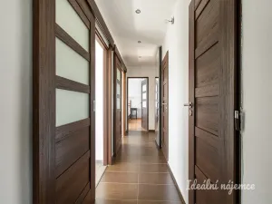 Pronájem bytu 4+kk, Praha - Michle, Na úhoru, 84 m2