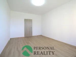 Prodej bytu 3+1, Rotava, Sídliště, 73 m2
