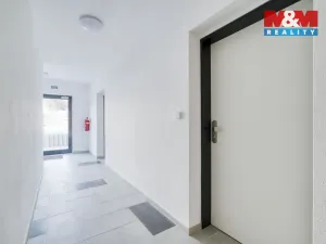 Pronájem bytu 1+kk, Nýřany, Benešova třída, 34 m2