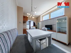 Prodej rodinného domu, Karlovy Vary - Dvory, Chebská, 228 m2