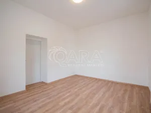 Pronájem bytu 4+kk, Dřevohryzy, 93 m2