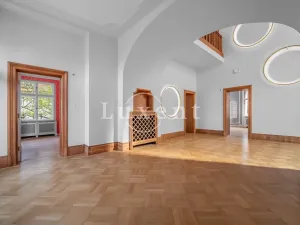 Prodej vily, Praha - Bubeneč, Heineho, 726 m2