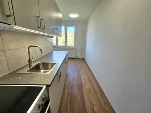 Pronájem bytu 2+1, Praha, Dolnojirčanská, 61 m2