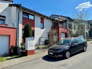 Prodej bytu 2+kk, Říčany, Kosatcová, 38 m2