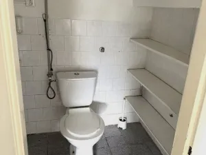 Prodej obchodního prostoru, Třebíč - Nové Dvory, Kpt. Jaroše, 45 m2