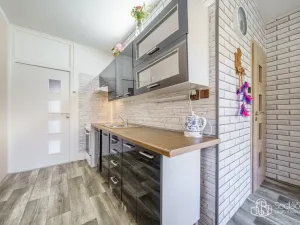 Prodej bytu 2+1, Kyselka - Radošov, 56 m2