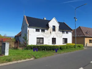 Prodej rodinného domu, Nepomyšl, 349 m2