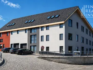 Prodej rodinného domu, Starovičky, 480 m2