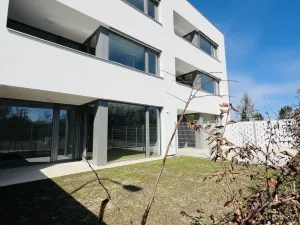 Pronájem bytu 2+kk, Ostrava, U Hájenky, 56 m2