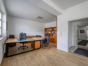Prodej vícegeneračního domu, Křižanov, Benešovo náměstí, 530 m2
