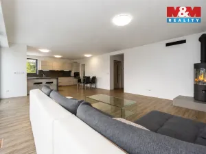 Prodej rodinného domu, Rohovládova Bělá, 287 m2