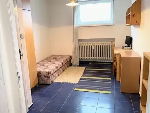 Prodej bytu 2+kk, Praha - Bubeneč, Lotyšská, 38 m2