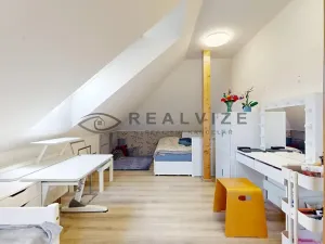 Prodej rodinného domu, Úsilné, 205 m2