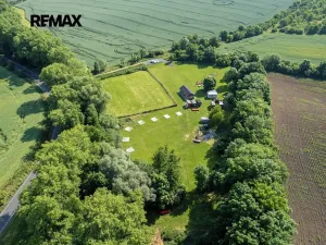 Prodej komerční nemovitosti, Chrášťany, 10917 m2