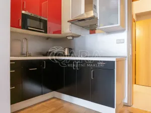 Pronájem bytu 1+1, Praha - Žižkov, Táboritská, 31 m2