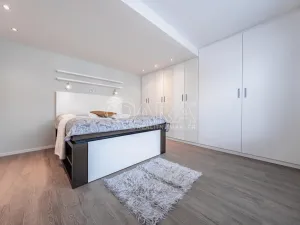 Pronájem bytu 2+kk, Praha - Vysočany, Novovysočanská, 48 m2