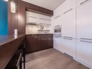 Pronájem bytu 2+kk, Praha - Vysočany, Novovysočanská, 48 m2