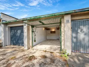 Pronájem garáže, Chomutov, Pod Strážištěm, 17 m2