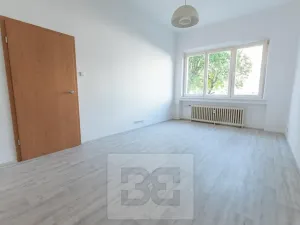 Pronájem bytu 2+kk, Praha - Vršovice, Rybalkova, 47 m2