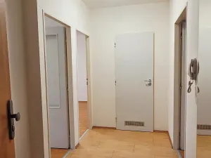 Pronájem bytu 3+1, Praha - Krč, Milevská, 63 m2