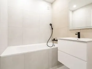 Prodej bytu 2+kk, Praha, Rezlerova, 48 m2